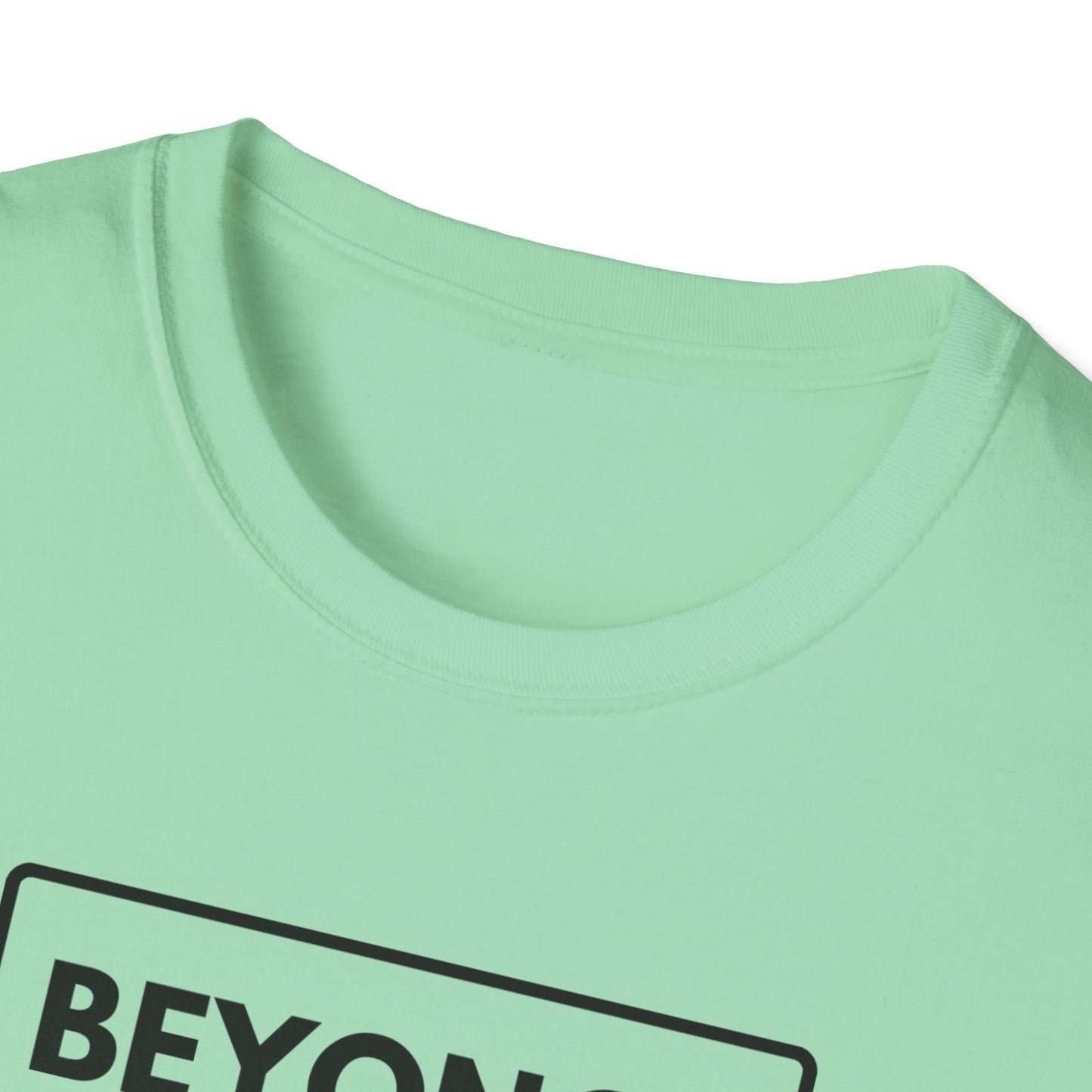 QUEEN BEE RUNS T-Shirt
