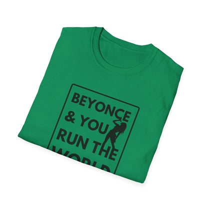 QUEEN BEE RUNS T-Shirt